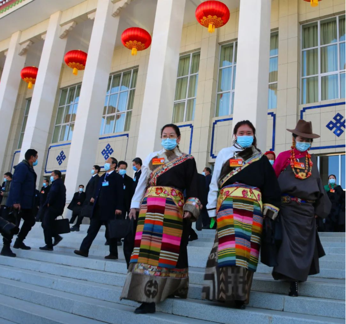  བོད་ལྗོངས་མི་དམངས་འཐུས་ཚོགས་སྐབས་11པའི་ཚོགས་འདུ་ཐེངས4པ་མཇུག་སྒྲིལ།