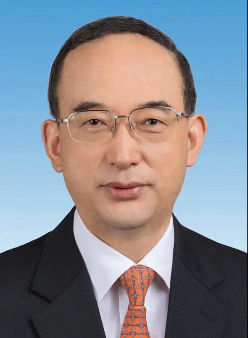 ཧོང་ཆང་སི་ཁྲོན་ཞིང་ཆེན་མི་དམངས་སྲིད་གཞུང་གི་ཞིང་དཔོན་དུ་བདམས་པ།