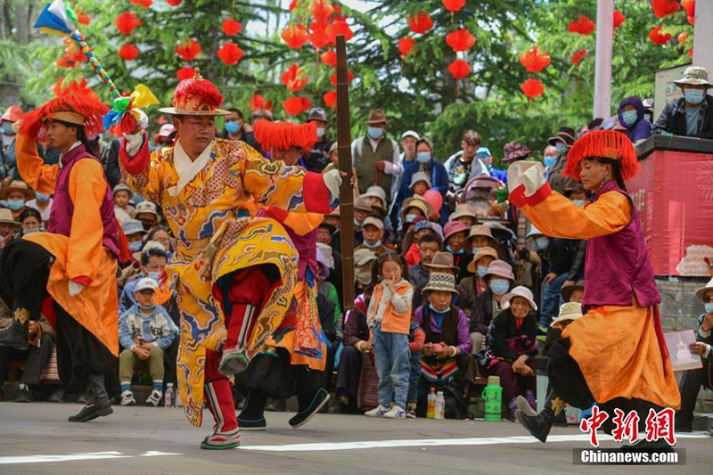 ལྷ་སར་2021ལོའི“ལྷ་མོའི་ཟློས་གར་འཁྲབ་སྟོན་དུས་ཚིགས”སྤེལ་འགོ་ཚུགས་པ།