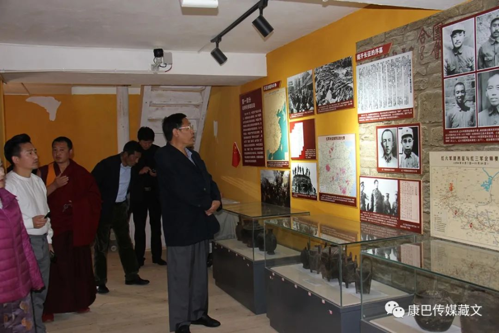 གསར་བརྗེ་རིག་གནས་རྒྱུད་འཛིན་གྱིས།། ཆོས་ལུགས་ཡར་རྒྱས་གཏང་པར་བྱ།།