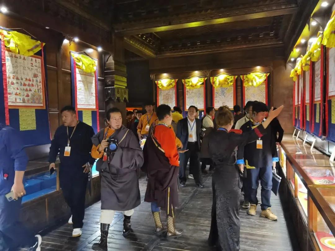 སེར་ཤུལ་རྫོང་བོད་སྨན་རྩིས་ཁང་བཙུགས་ནས་ལོ་ངོ་སུམ་ཅུ་འཁོར་བ།