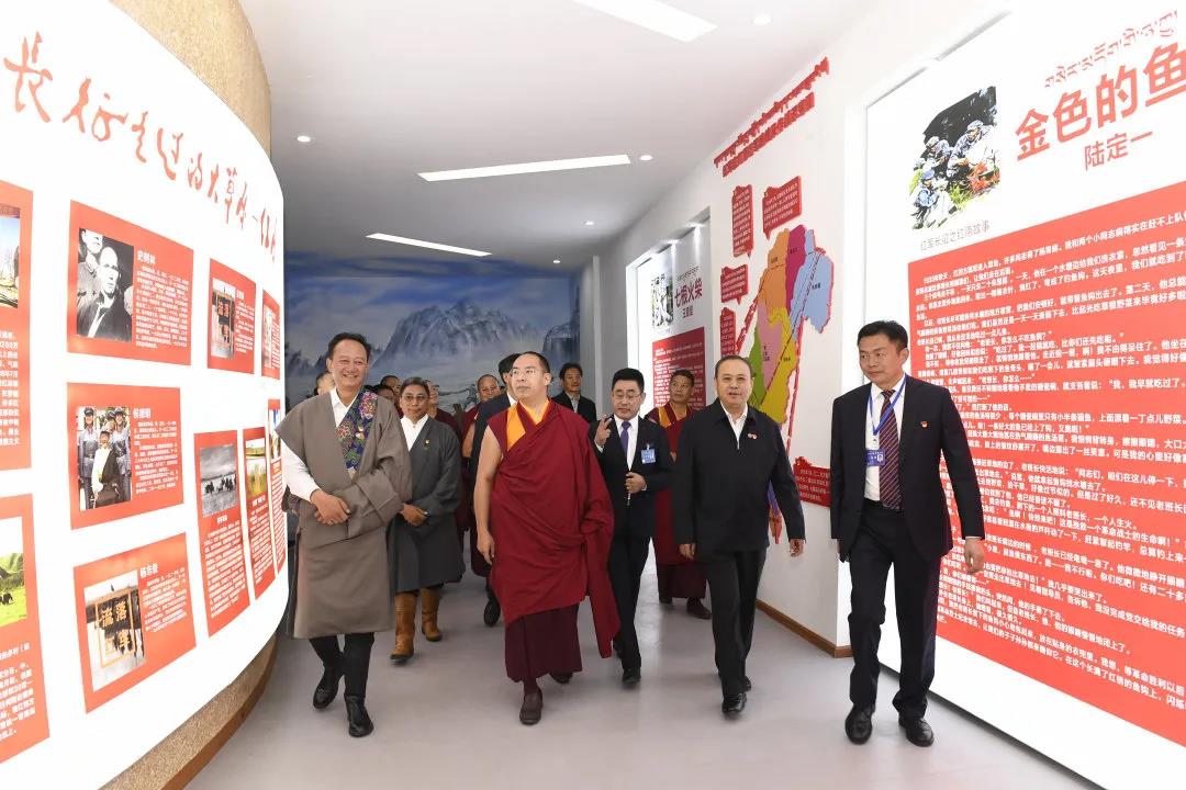པཎ་ཆེན་ཨེར་ཏེ་ནི་ཆོས་ཀྱི་རྒྱལ་པོ་རྔ་བ་ཁུལ་དུ་གཟིགས་ཞིབ་གནང་བར་ཕེབས་པ།
