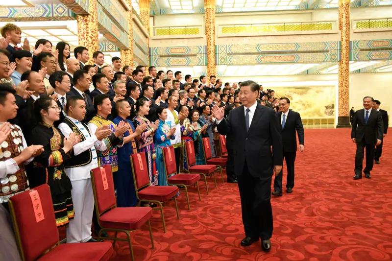 རྒྱལ་ཡོངས་གྲངས་ཉུང་མི་རིགས་ཀྱི་རིག་རྩལ་འཁྲབ་སྟོན་འགོ་ཚུགས།