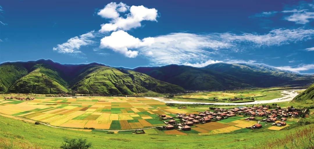 དུས་རབས་གསར་པའི་གྲོང་སྡེ། 