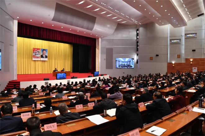ཀྲུང་དབྱང་སྒྲོག་འགྲེལ་ཚོགས་པས་བོད་ལྗོངས་སུ་སྒྲོག་འགྲེལ་གལ་ཆེན་གནང་བ།