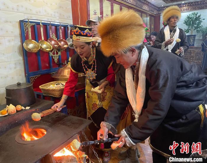 ཀོང་པོའི་ལོ་གསར། 