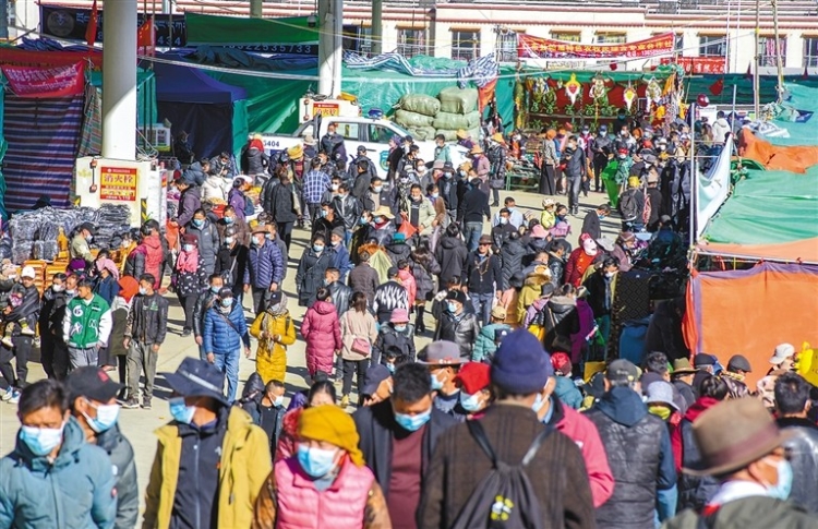 ཉོ་ཚོང་གཉིས་ཀ་དར་བས་གྲང་ངར་ཆེ་བའི་དགུན་དུས་ལ་དྲོ་སྐྱིད་སྦྱིན་པ།