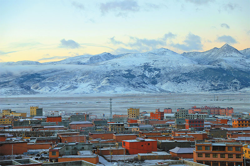 ཁ་བ་བབས་རྗེས་ཀྱི་ལི་ཐང་བྱིས་སྒྲུང་གི་འཇིག་རྟེན་ལྟར་སྣང་།
