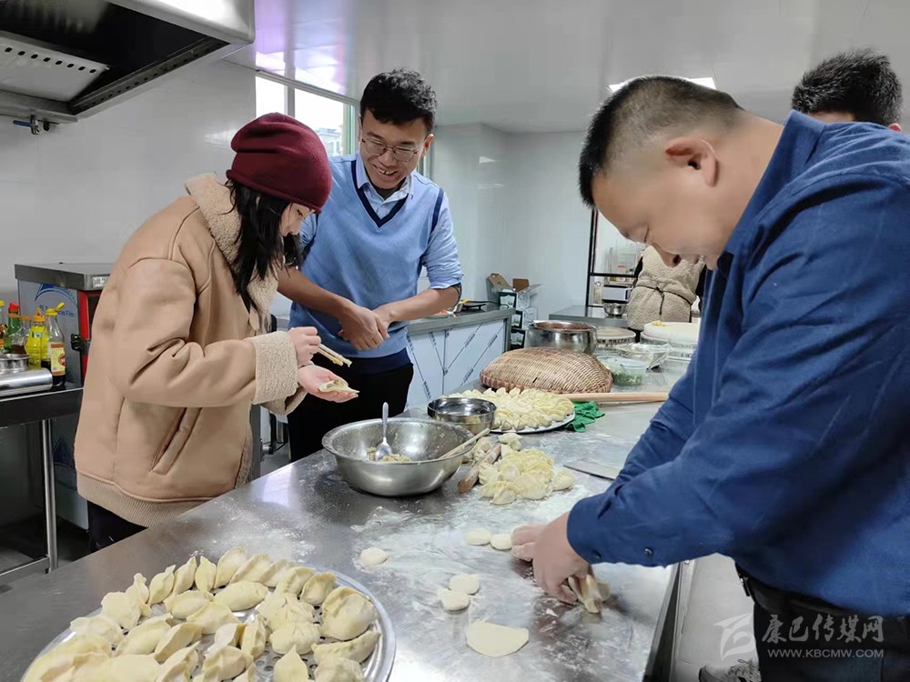 ནུས་ཤུགས་ཡོད་རྒུས་སྲིབ་སྨད་ནས་ལྕགས་ཟམ་ཁ་བར་གྱི་མྱུར་བགྲོད་གཞུང་ལམ་་གྱི་ལས་མགོ་བསྐྱར་དུ་འཛུགས་པའི་འབོད་བརྡ་གྲགས།
