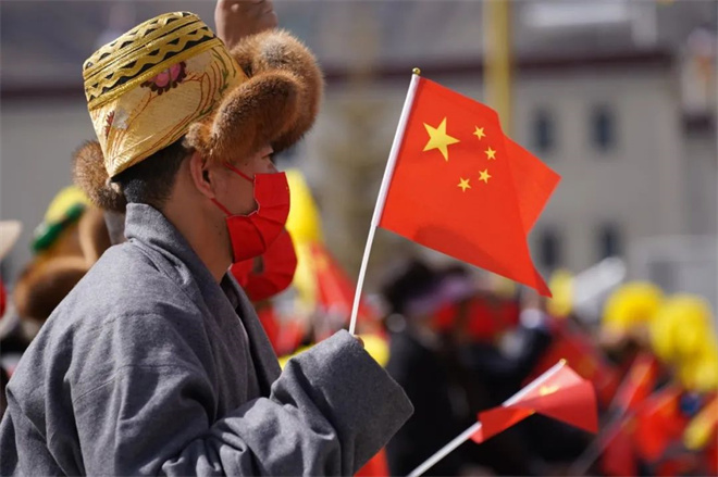 བདེ་སྐྱིད་དཔལ་ལ་རོལ།