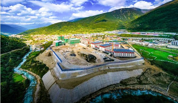 གྲོང་གསེབ་དར་རྒྱས་ཡོང་བའི་གནད།། སློབ་གསོ་སྔོན་ལ་སྤེལ་བར་གལ།།
