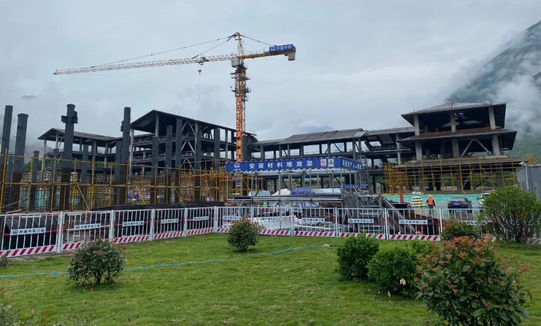དཀར་མཛེས་ནས་རྒྱལ་ཁབ་རིག་གནས་སྤྱི་གླིང་ཞིག་སྐྲུན་བཞིན་འདུག