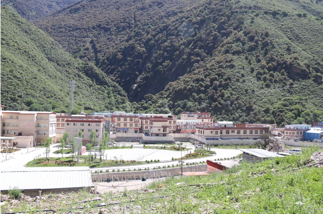 དཔལ་ཡུལ་རྫོང་སྒ་རྗེ་གྲོང་རྡལ་ལ་གཡས་པ་ཐང་ཆུ་གློག་ས་ཚུགས་བསྐྲུན་ནས་སྔར་མེད་ཀྱི་འགྱུར་ལྡོག་གསར་པ་བྱུང་།