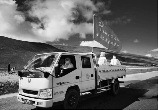 རིམས་འགོག་གི་འཐབ་ས་དང་པོར་ཏང་དར་ལྷབ་ལྷུབ་ཏུ་གཡོ།