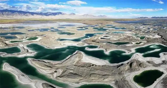 ཐོན་རྫས་རིགས་40ལྷག་ཡོད་པའི་ནོར་གཞོང་ཞིག