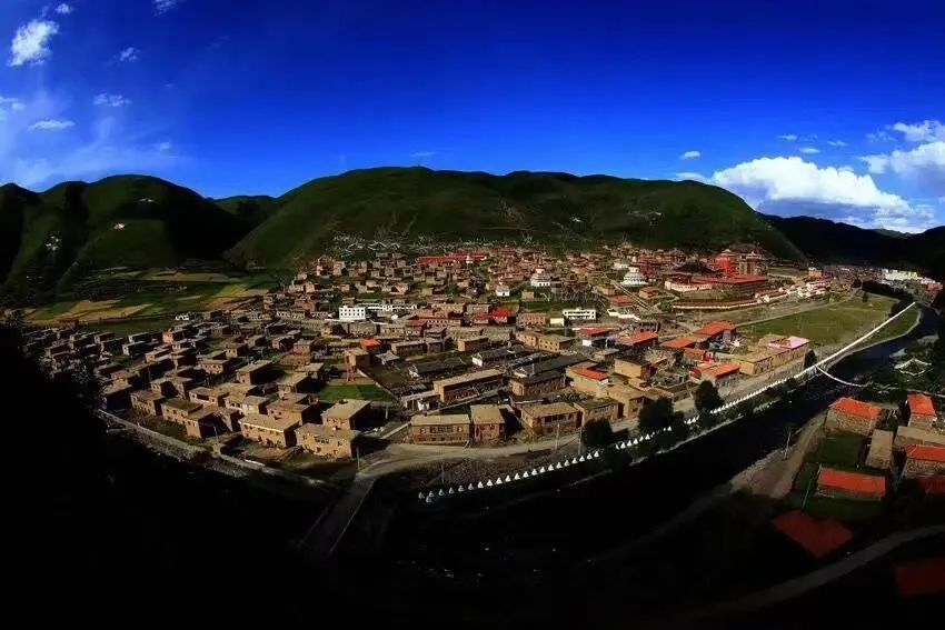 འཛམ་ཐང་གིས་ཁོངས་ཡོངས་ལྗོངས་སྐོར་འཛུགས་སྐྲུན་ལ་སྐུལ་འདེད་བཏང་།