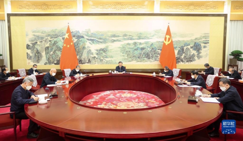 ཀྲུང་གུང་ཀྲུང་དབྱང་ཆབ་སྲིད་ཅུས་ཀྱིས་དམངས་གཙོའི་འཚོ་བའི་ཚོགས་འདུ་འཚོགས་པ།