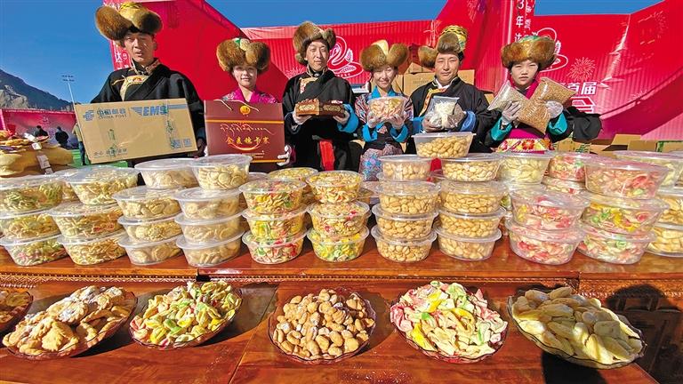 ལོ་གསར་གྱི་མཁོ་ཆས་བྲིན་ཁ་རྒྱུག་པ།