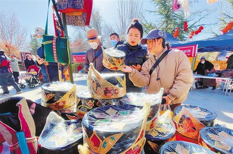 གངས་ལྗོངས་ས་མཐོར་ལོ་གསར་རྣམ་པ་ཟབ།