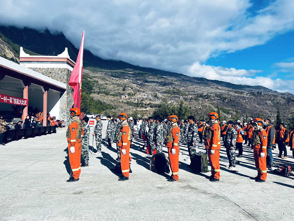 སྟོབས་ཤུགས་གཅིག་བསྒྲིལ་གྱིས་རི་སྔོ་ཆུ་དྭངས་སྲུང་ཞིང་སྐྱོང་།