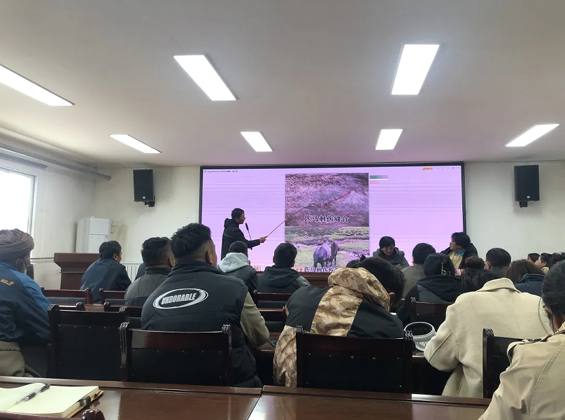 མཛོད་དགེ་རྫོང་གིས2023ལོའི་སྲོག་ཆགས་ཀྱི་རིམས་ནད་སྔོན་འགོག་ཚོད་འཛིན་དང་ཕྱུགས་སྨན་ལག་རྩལ་འབྲེལ་འདྲིས་གསོ་སྦྱོང་ཚོགས་འདུ་འཚོགས།