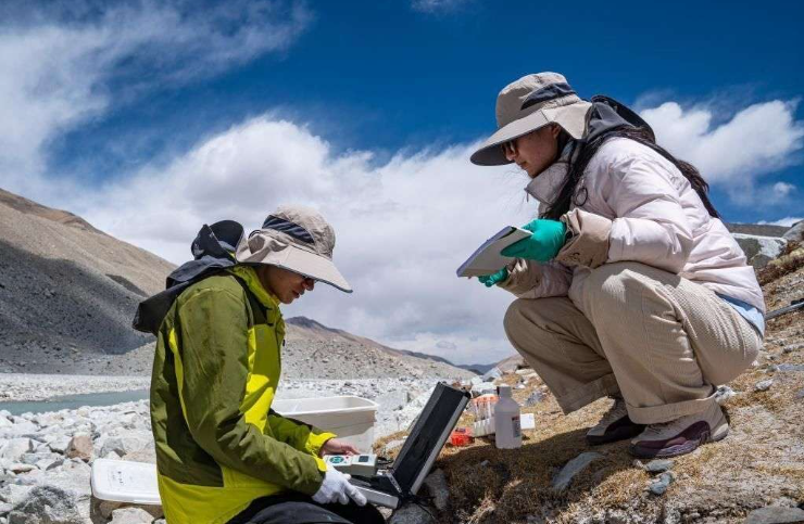 མཚོ་བོད་ཚན་ཞིབ་ཐེངས་གཉིས་པའི་གྲུབ་འབྲས་ཆེན་པོ་བཅུ།
