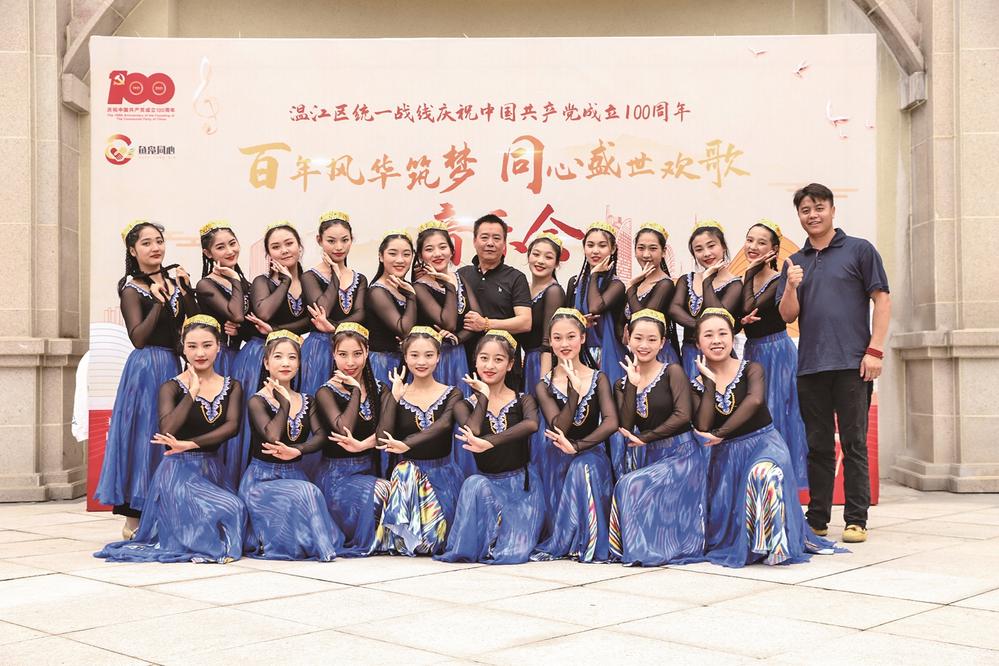 བརྩོན་པའི་རྒྱུན་དང་ཡུན་འགྲོགས་ན།། འབྲས་བུ་ཐོབ་པར་གདོན་མི་ཟ།།