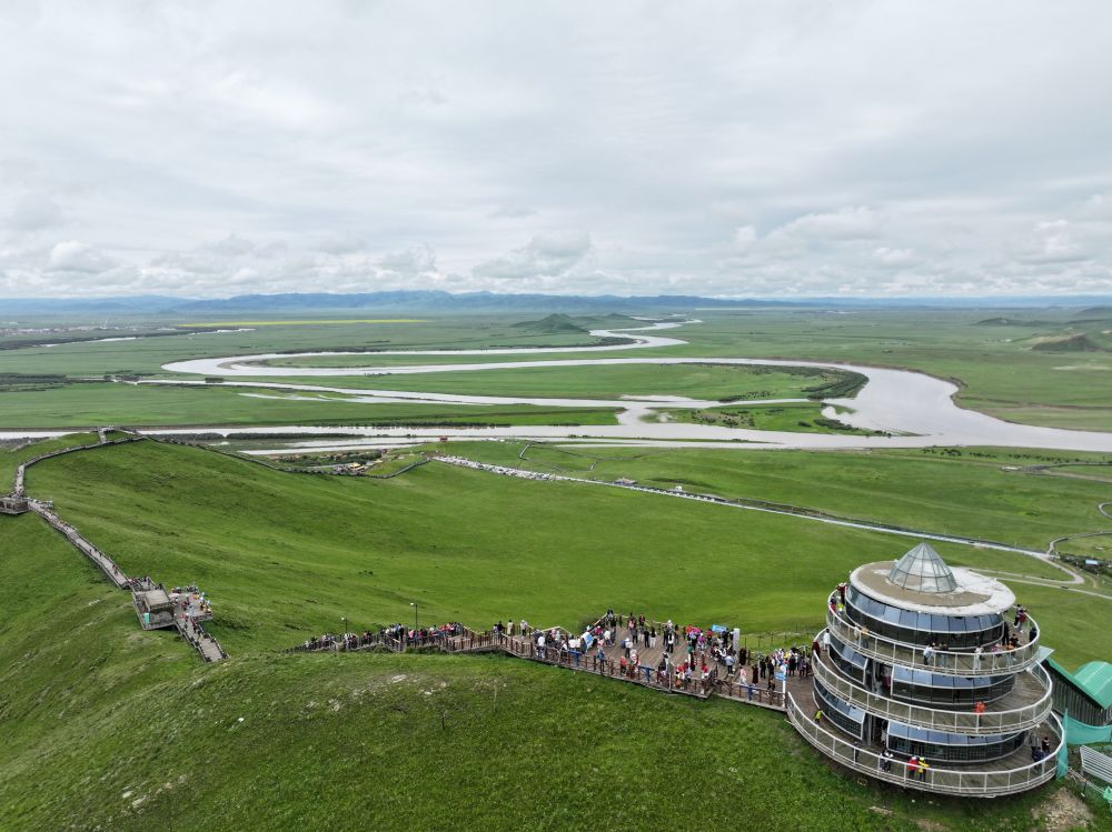 མཛོད་དགེའི་དབྱར་གཞུང་གི་མཛེས་ཉམས།