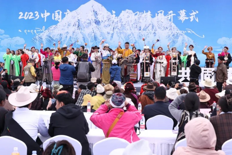 དར་རྩེ་མདོ་ཡིས་མི་ཉག་རིག་གནས་འོས་སྦྱོར་གྱི་བྱེད་སྒོ་ཞིག་སྤེལ་བ།