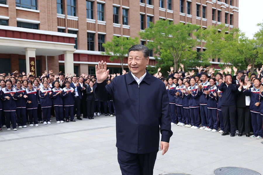 སྤྱི་ཁྱབ་ཧྲུའུ་ཅིས་མི་རིགས་མཐུན་སྒྲིལ་ཡར་ཐོན་གཙིགས་ཆེར་འཛིན་གནང་བ།