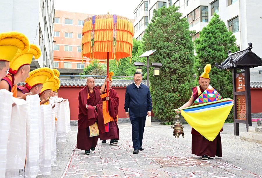 གནའ་བོའི་དགོན་རྙིང་གིས་མི་རིགས་མཐུན་སྒྲིལ་ཡར་ཐོན་གྱི་ལོ་རྒྱུས་དཔང་པོ་བྱས་ཡོད།