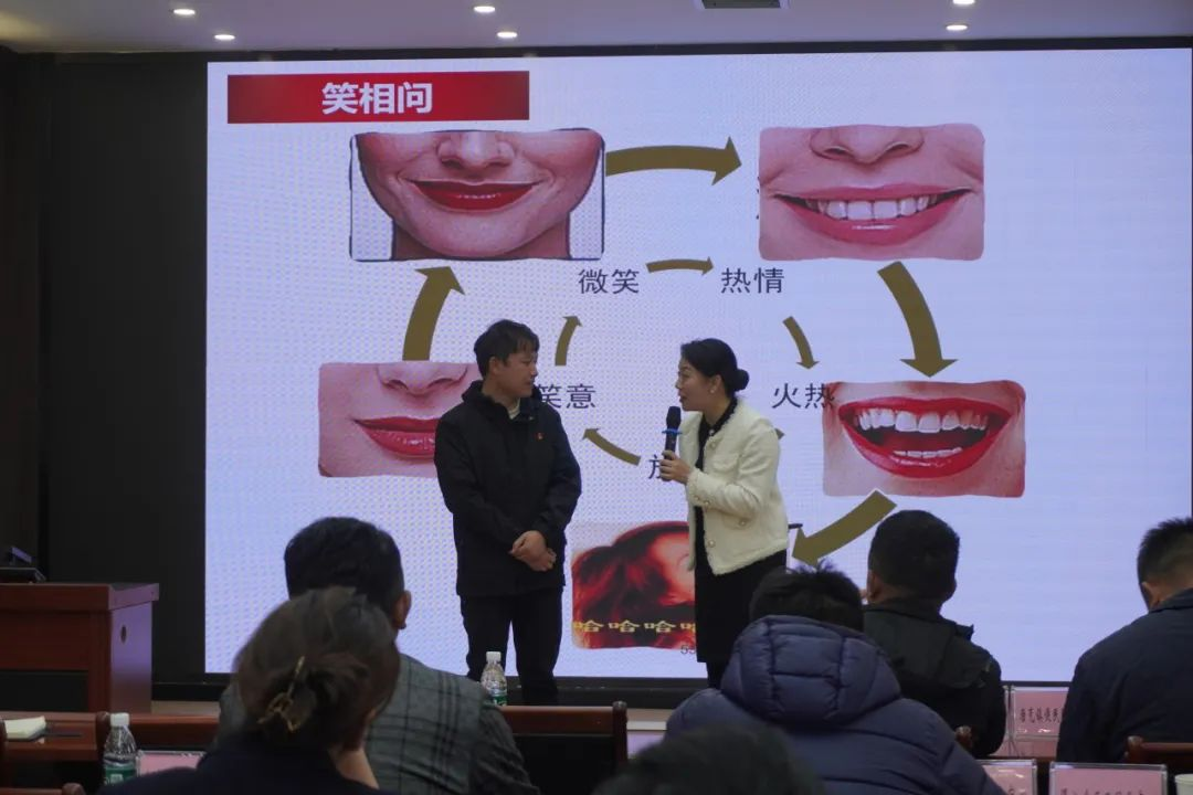 མཛོད་དགེ་རྫོང་གིས་རྫོང་ཡོངས་ཀྱི་སྲིད་དོན་ཞབས་ཞུའི་ཕན་ནུས་ཆེ་རུ་གཏོང་བའི་གསོ་སྦྱོང་བྱེད་སྒོ་སྤེལ།