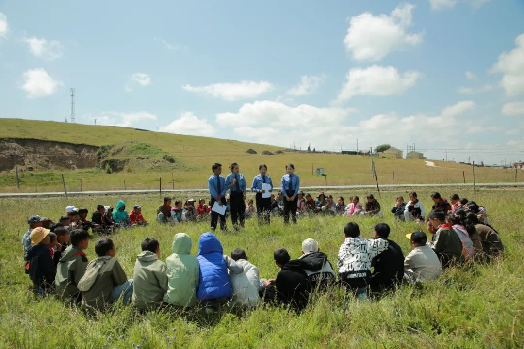 སྐལ་བཟང་མེ་ཏོག་བོད་སྐད་ཁྲིམས་སྒྲོག་བྱེད་སྒོ།